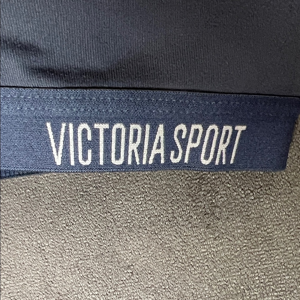 Victoria's Secret Knockout Front-Close Sports Bra in Gray 38DD - Picture 8 of 14